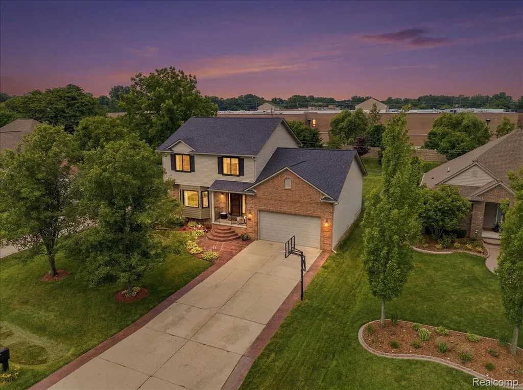7747 W Pearson Shelby Charter Township MI 48316