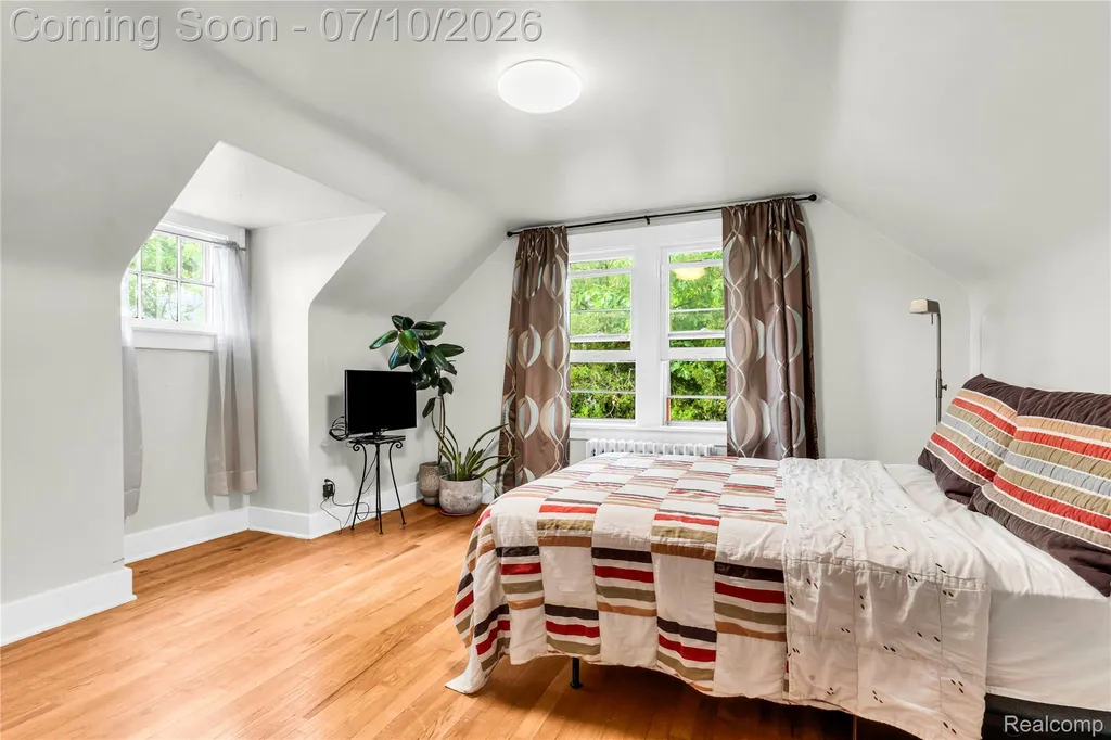 33711 Mulvey Road Fraser City MI 48026