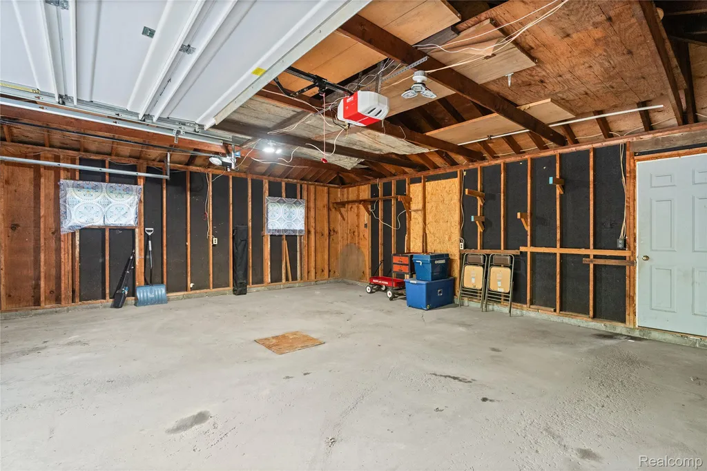 1715 N Oxford Road Oxford Charter Township MI 48371