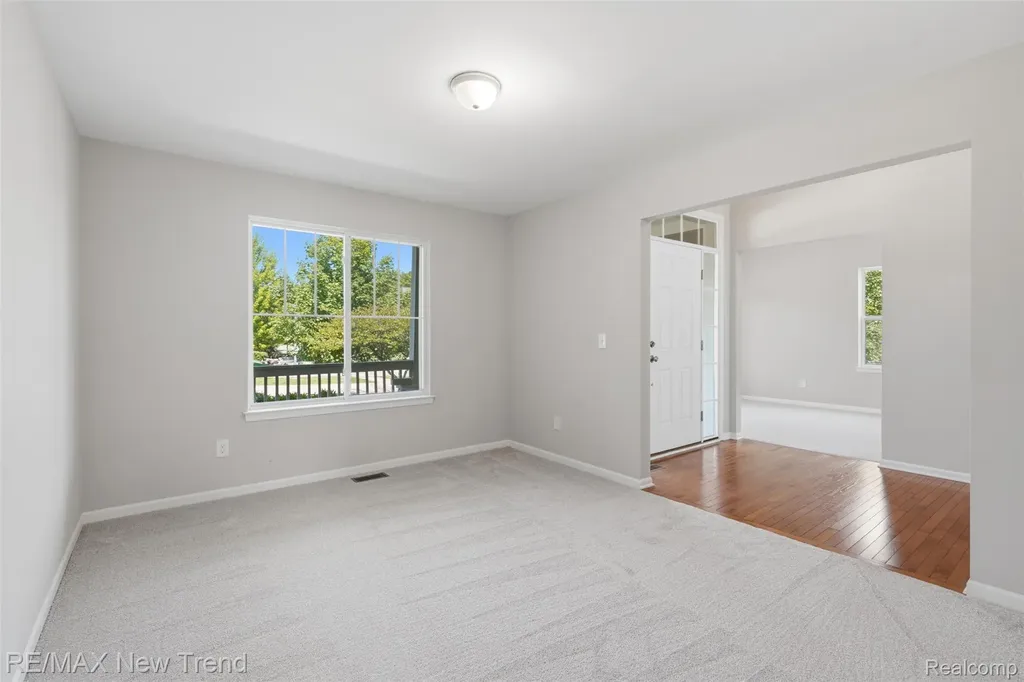 7301 Village Park Drive Independence Charter Township MI 48346