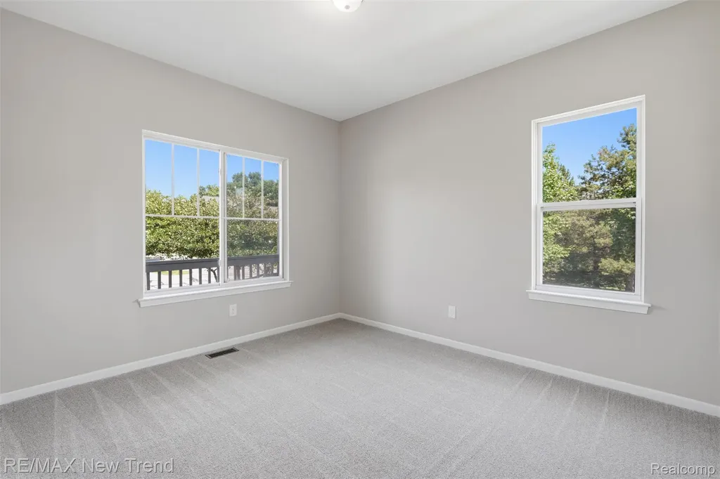 7301 Village Park Drive Independence Charter Township MI 48346
