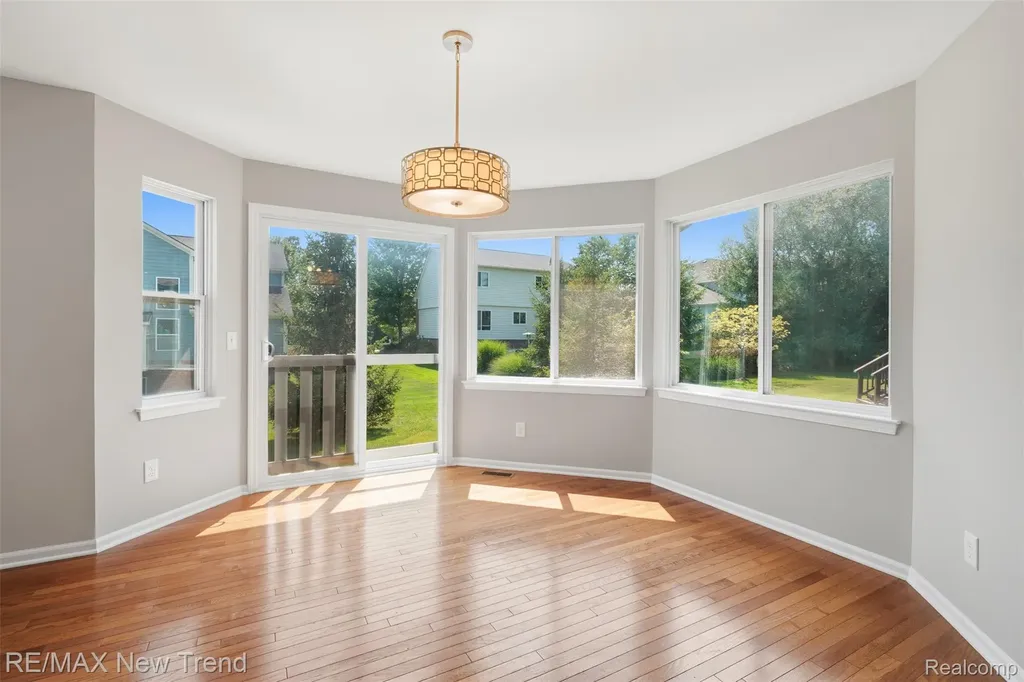 7301 Village Park Drive Independence Charter Township MI 48346