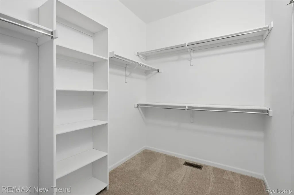 7301 Village Park Drive Independence Charter Township MI 48346