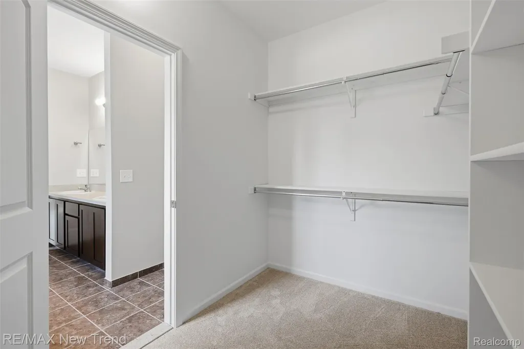 7301 Village Park Drive Independence Charter Township MI 48346