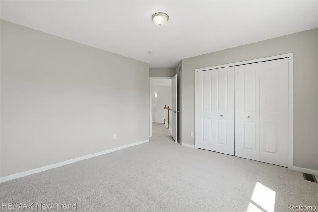 7301 Village Park Drive Independence Charter Township MI 48346