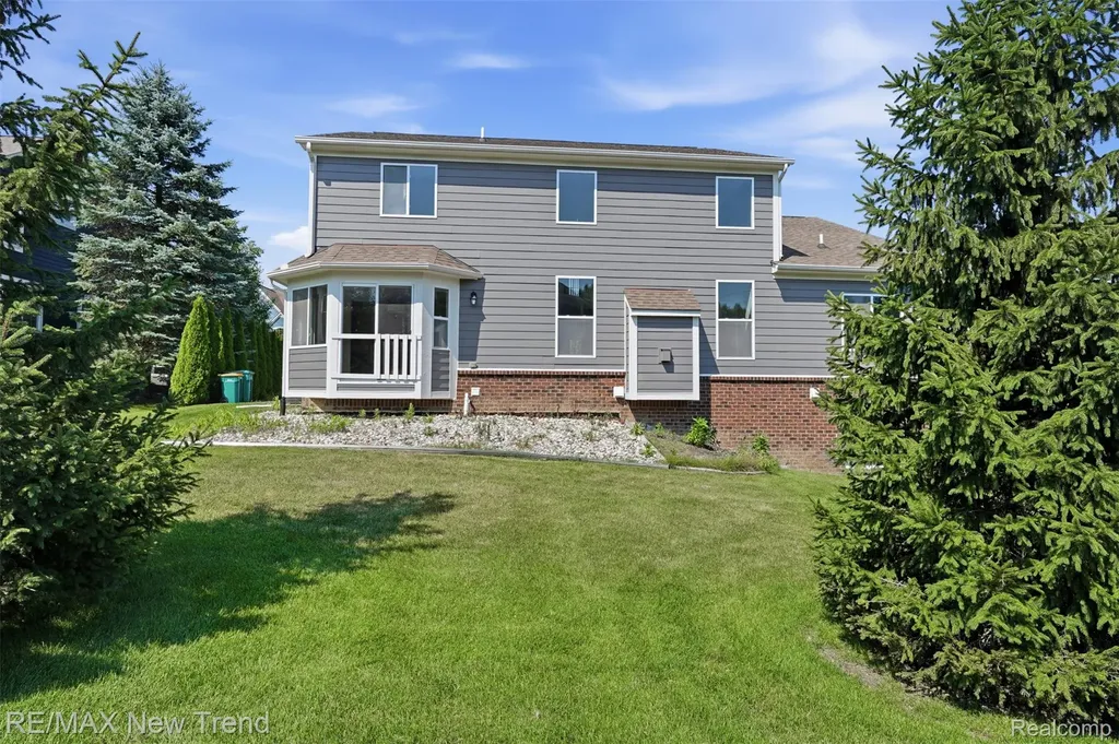 7301 Village Park Drive Independence Charter Township MI 48346