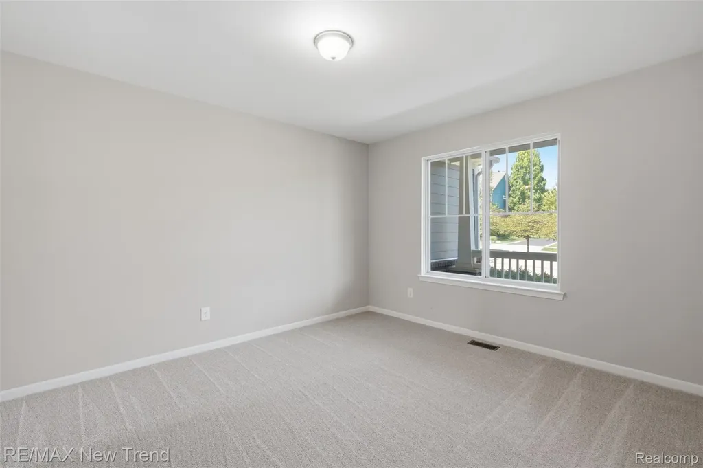 7301 Village Park Drive Independence Charter Township MI 48346