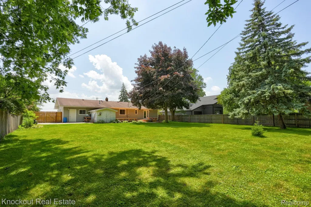 2015 Midland Road Monitor Charter Township MI 48706