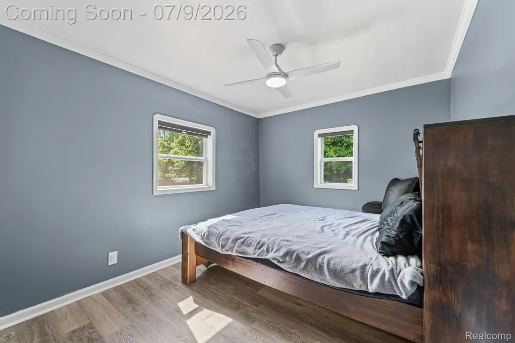 4694 Lakeborn Drive White Lake Charter Township MI 48383