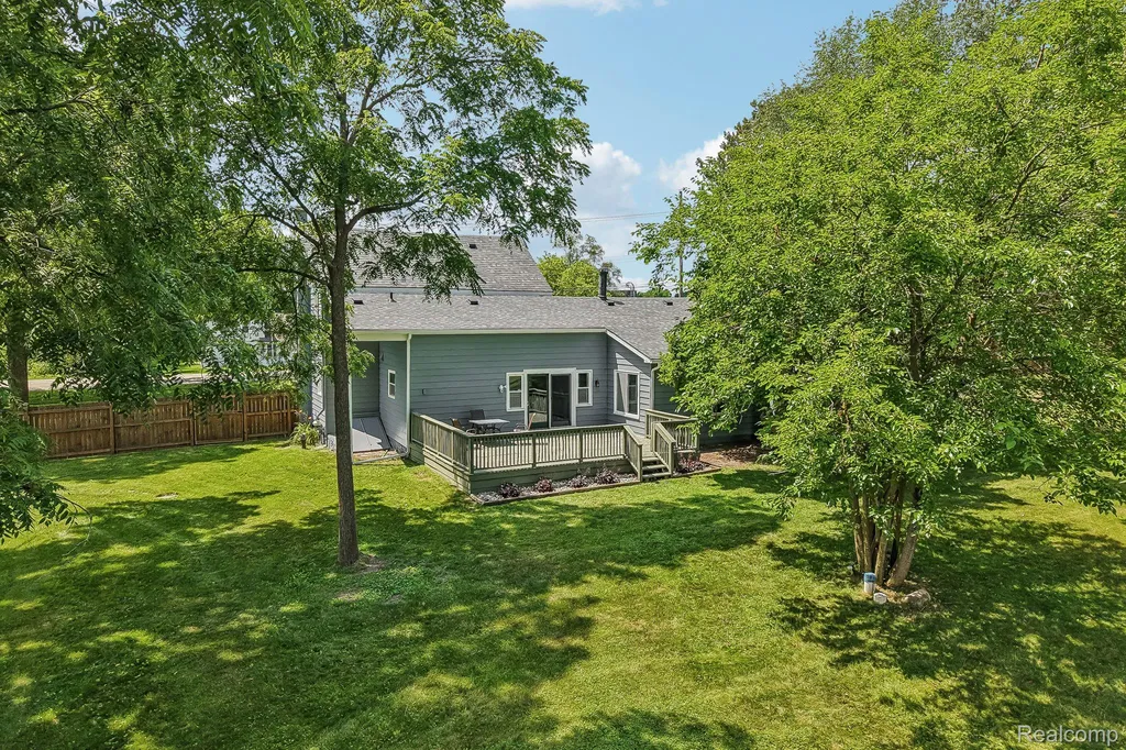 7286 Ormond Road Springfield Charter Township MI 48350