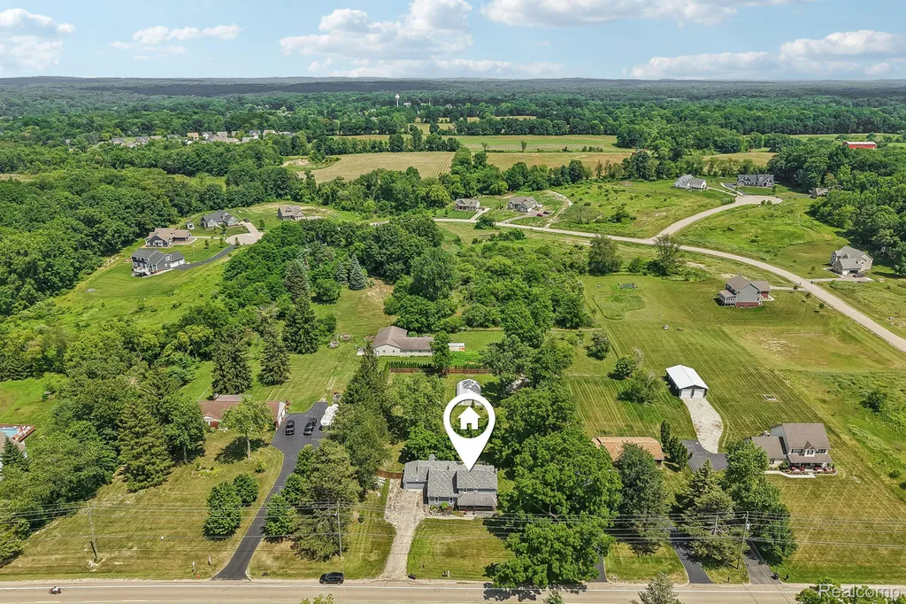 7286 Ormond Road Springfield Charter Township MI 48350