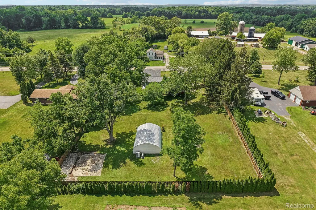 7286 Ormond Road Springfield Charter Township MI 48350