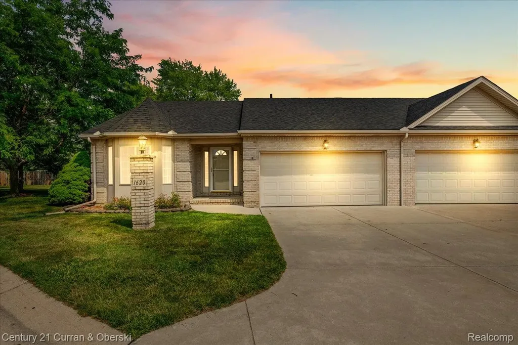 1620 Tony Court Frenchtown Township MI 48162