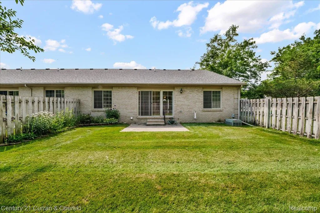 1620 Tony Court Frenchtown Township MI 48162