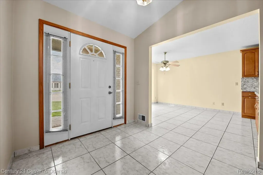 1620 Tony Court Frenchtown Township MI 48162