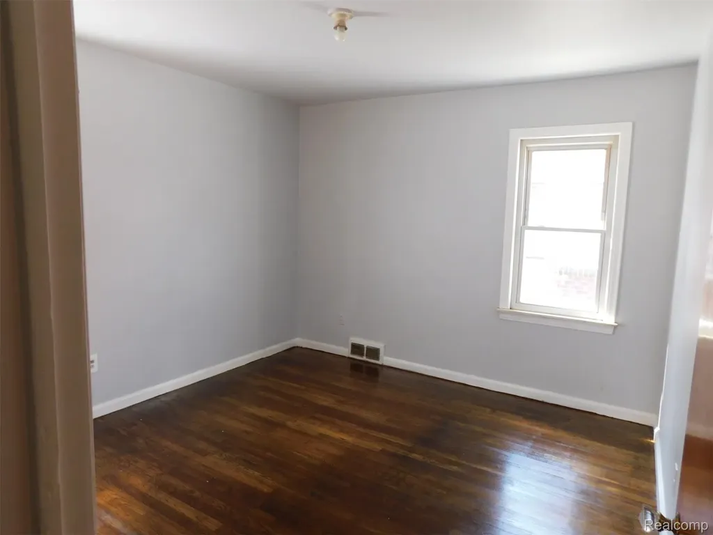 8260 Hartwell Street Detroit City MI 48228
