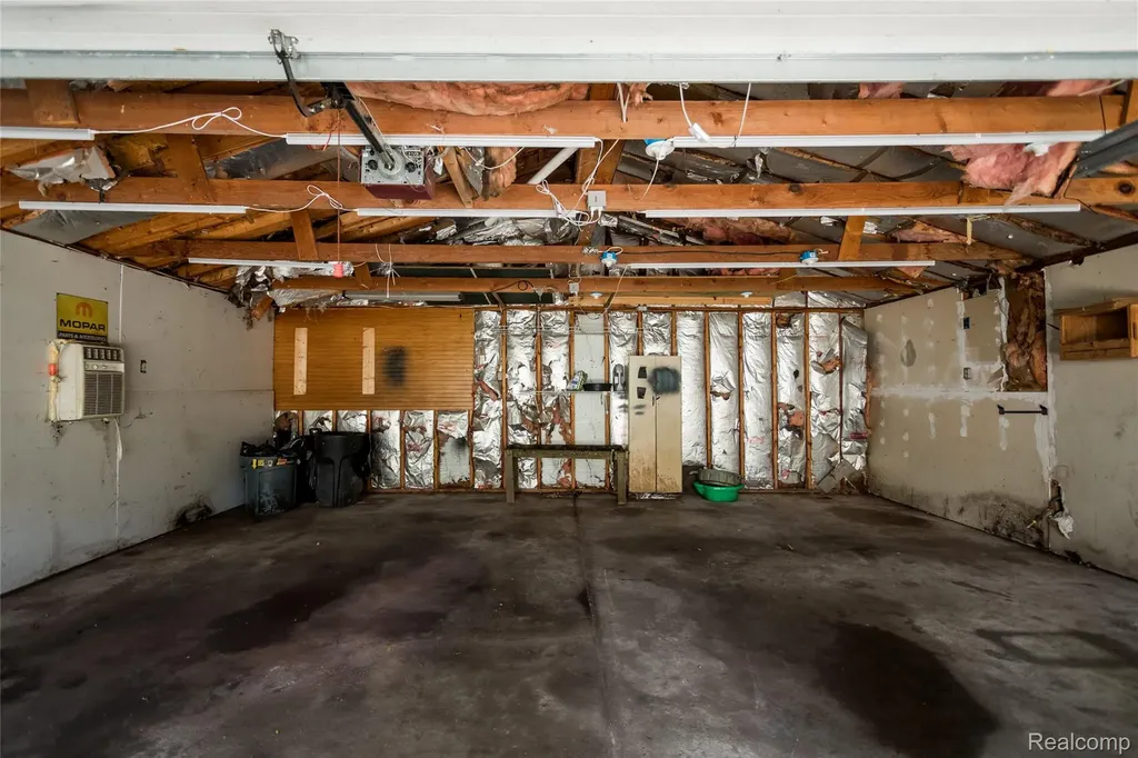 305 Arnet Street Ypsilanti City MI 48198