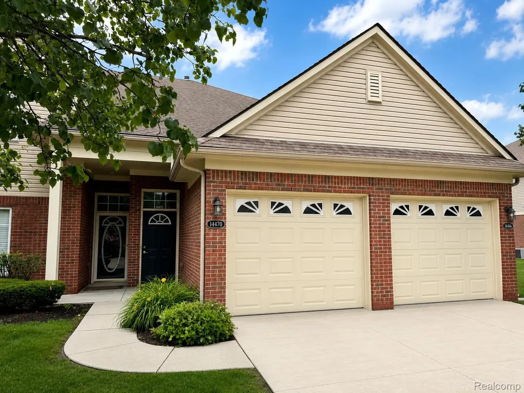 14466 Shadywood Drive Sterling Heights City MI 48312