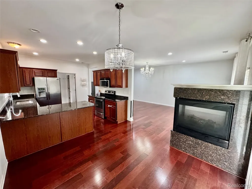 14466 Shadywood Drive Sterling Heights City MI 48312
