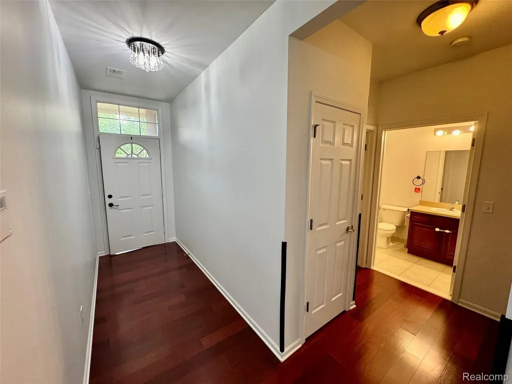 14466 Shadywood Drive Sterling Heights City MI 48312