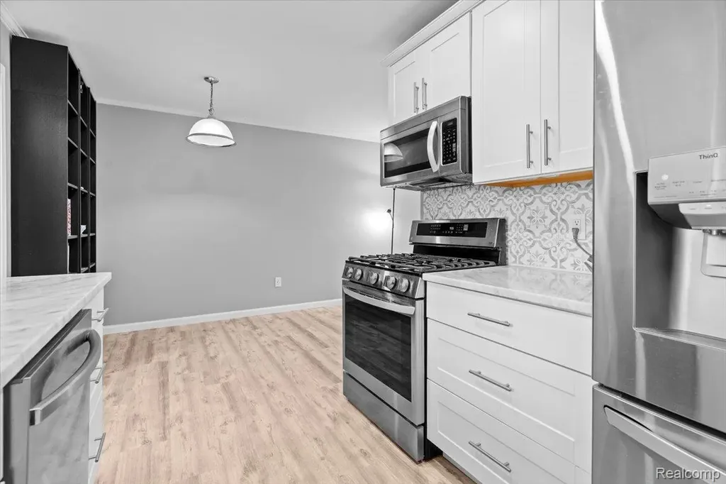 14063 Bery Drive Sterling Heights City MI 48312