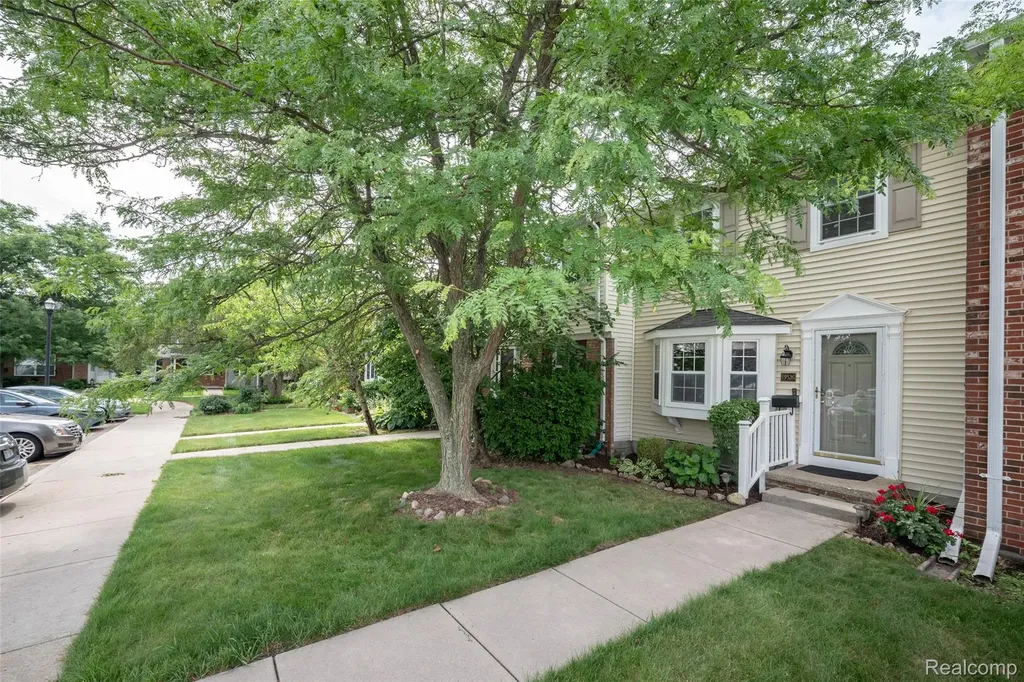 19526 Mann Court Northville Township MI 48167