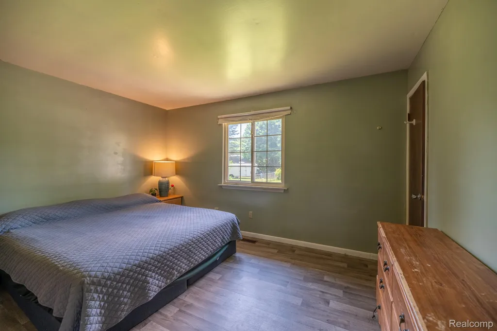 3276 Hammerberg Road Flint Charter Township MI 48507