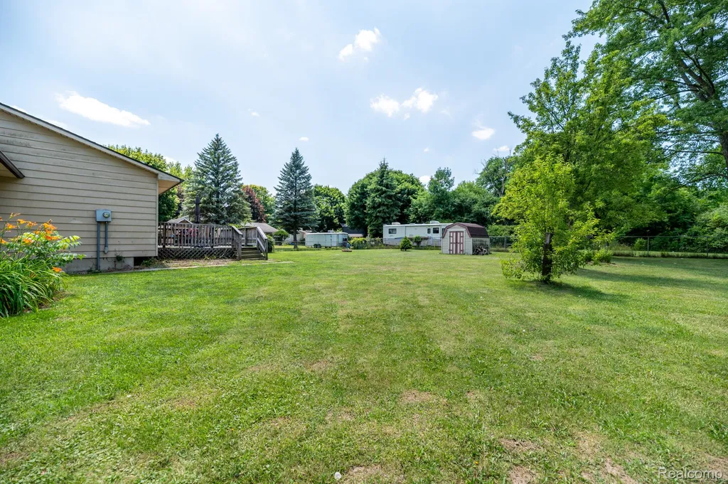 3276 Hammerberg Road Flint Charter Township MI 48507