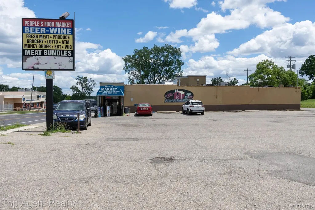 700 Auburn Avenue Pontiac City MI 48342