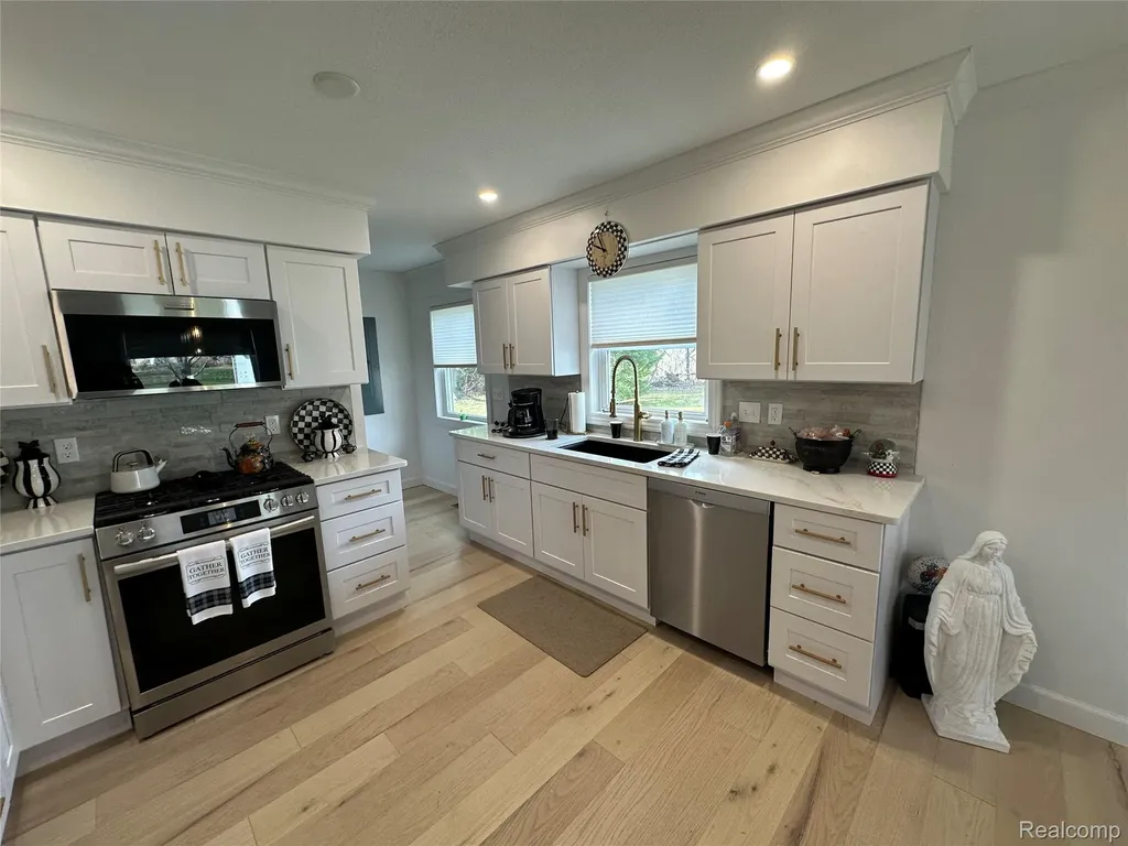 7726 Lake Street Alanson Village MI 49706