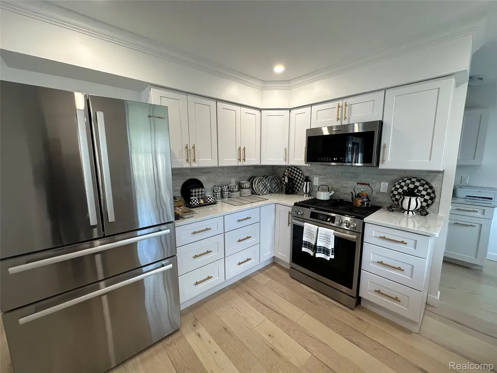 7726 Lake Street Alanson Village MI 49706
