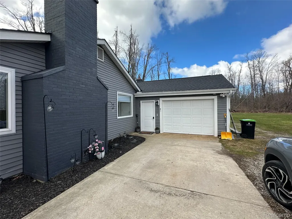 7726 Lake Street Alanson Village MI 49706