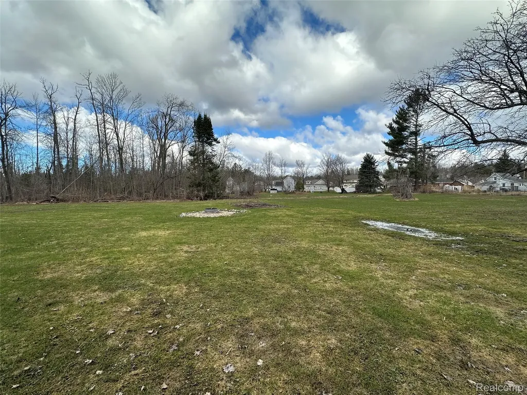 7726 Lake Street Alanson Village MI 49706