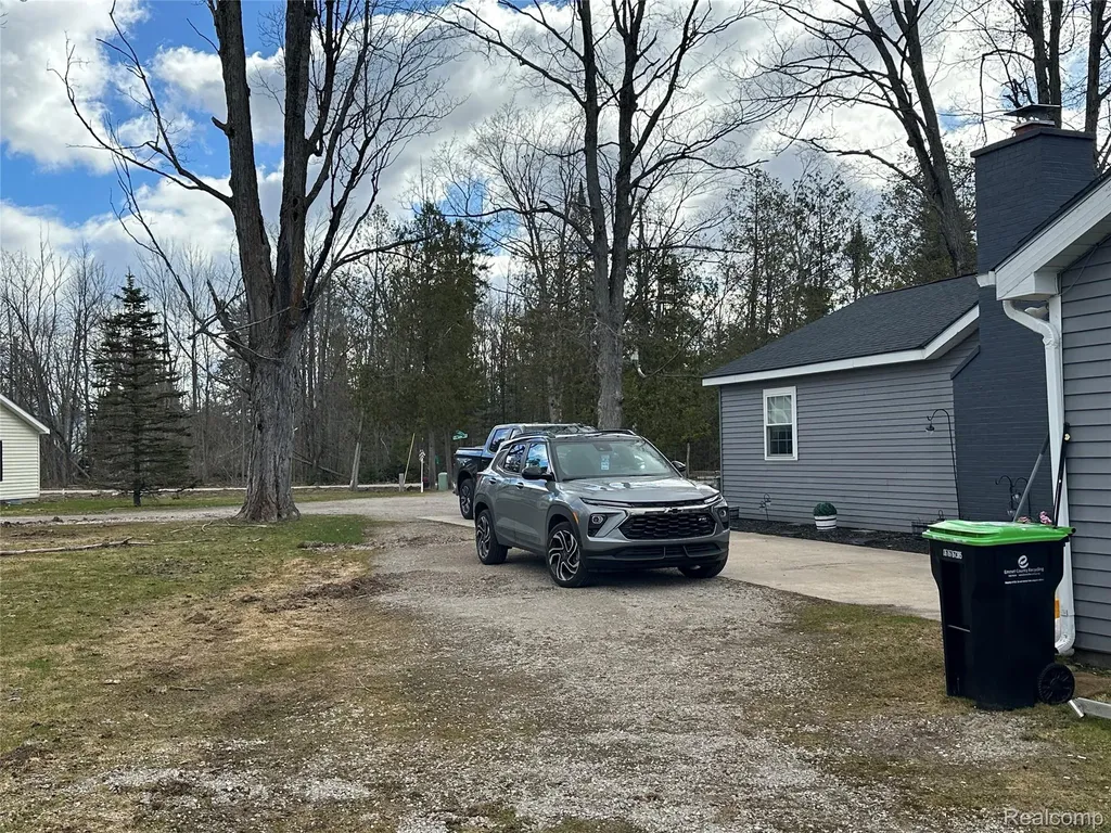 7726 Lake Street Alanson Village MI 49706