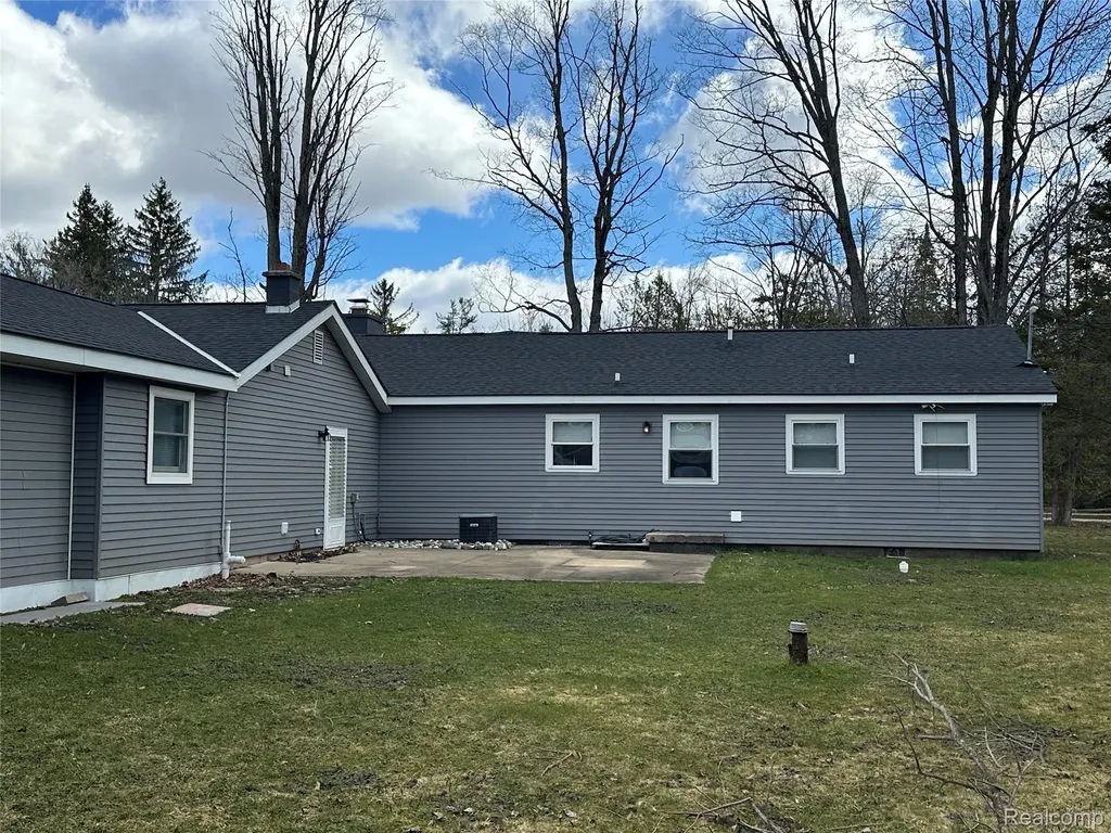 7726 Lake Street Alanson Village MI 49706