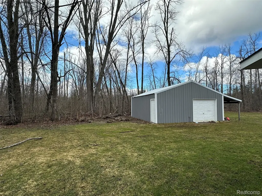 7726 Lake Street Alanson Village MI 49706