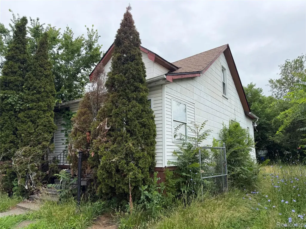 8647 Ellsworth Street Detroit City MI 48238