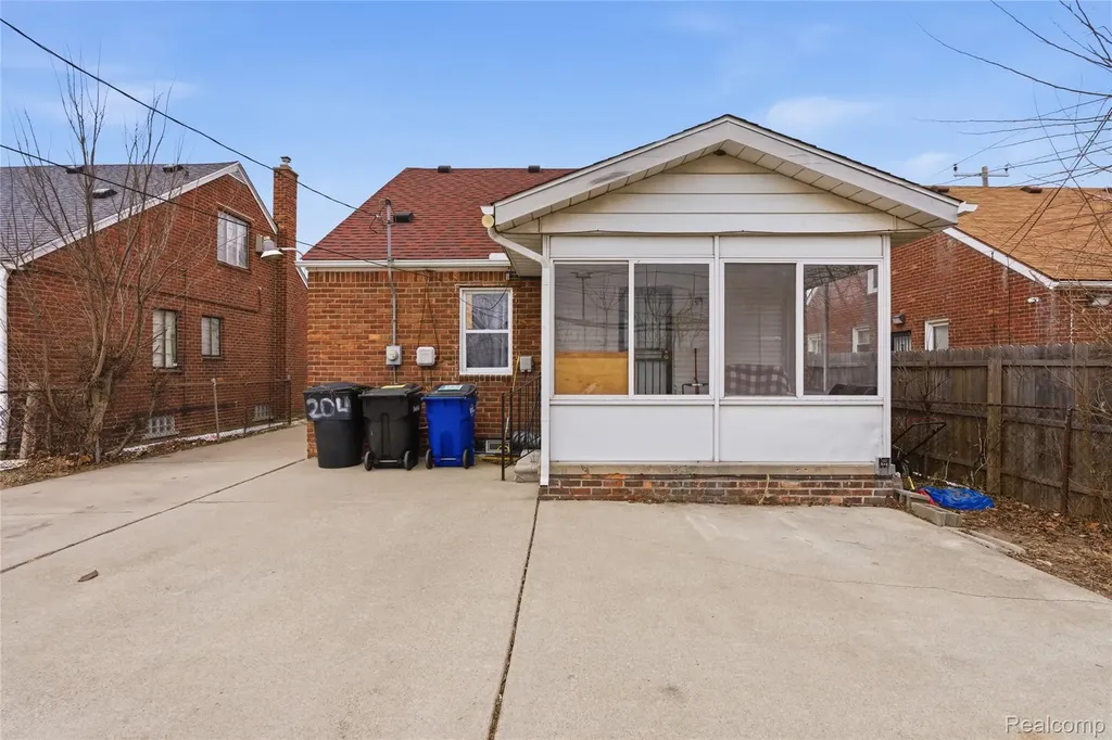 20522 Tracey Street Detroit City MI 48235