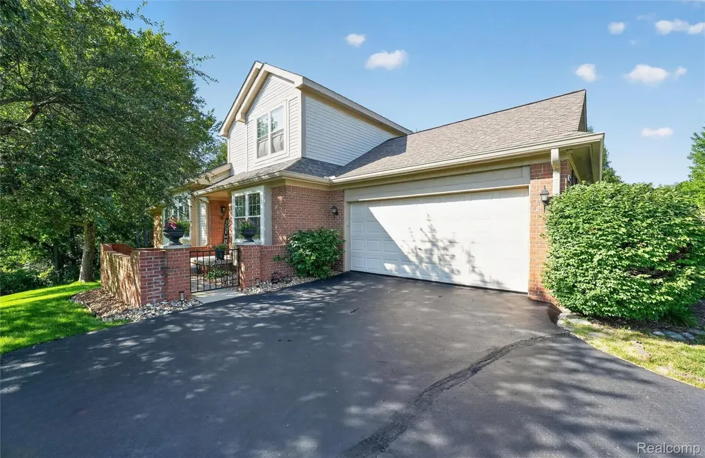 10301 Golfside Drive Grand Blanc Charter Township MI 48439