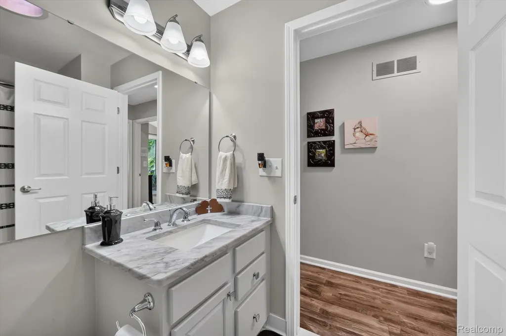 10301 Golfside Drive Grand Blanc Charter Township MI 48439