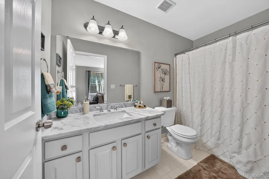10301 Golfside Drive Grand Blanc Charter Township MI 48439