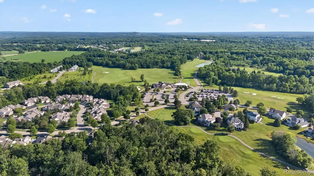 10301 Golfside Drive Grand Blanc Charter Township MI 48439
