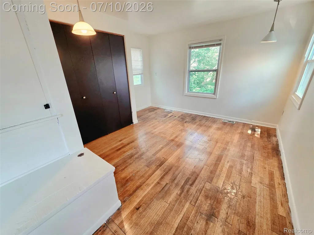 15454 Gilchrist Street Detroit City MI 48227