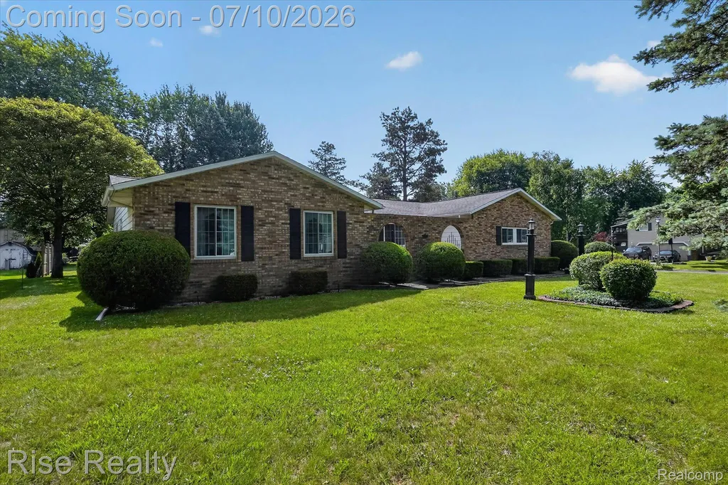 10376 Ataberry Drive Vienna Charter Township MI 48420