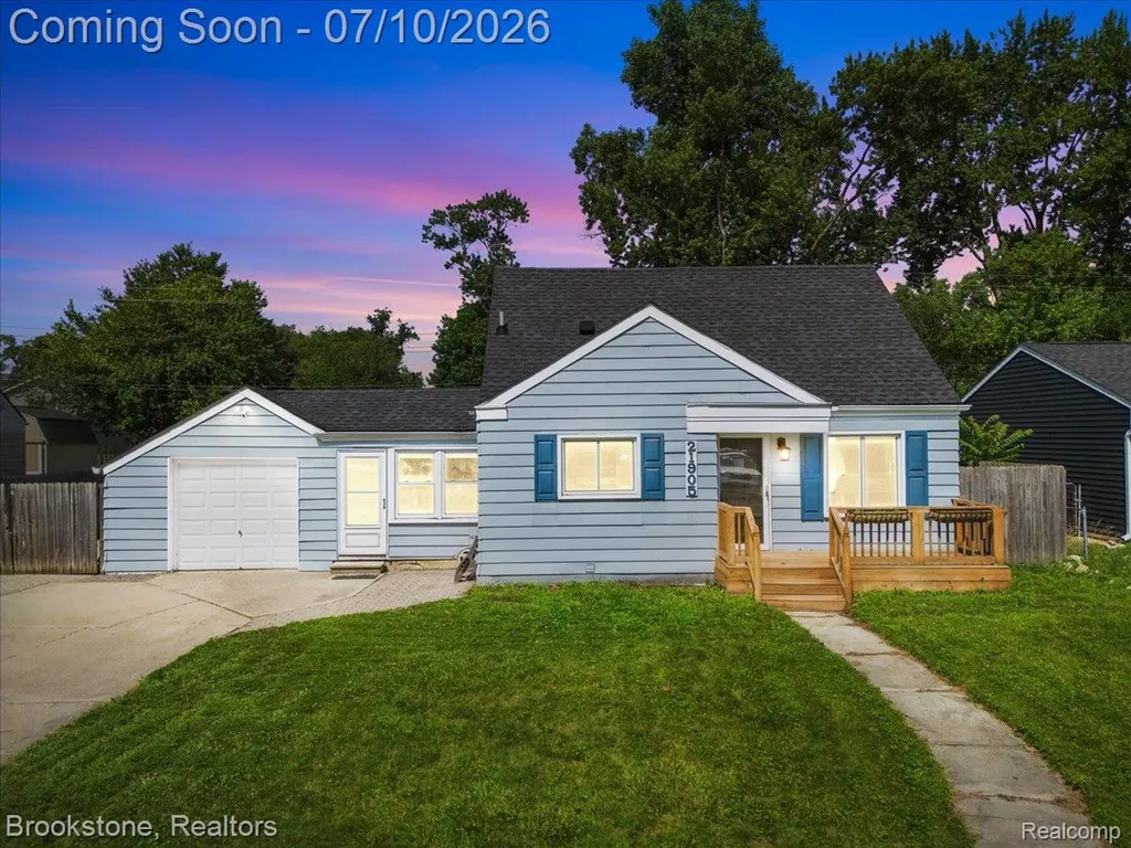 21905 Tulane Avenue Farmington Hills City MI 48336