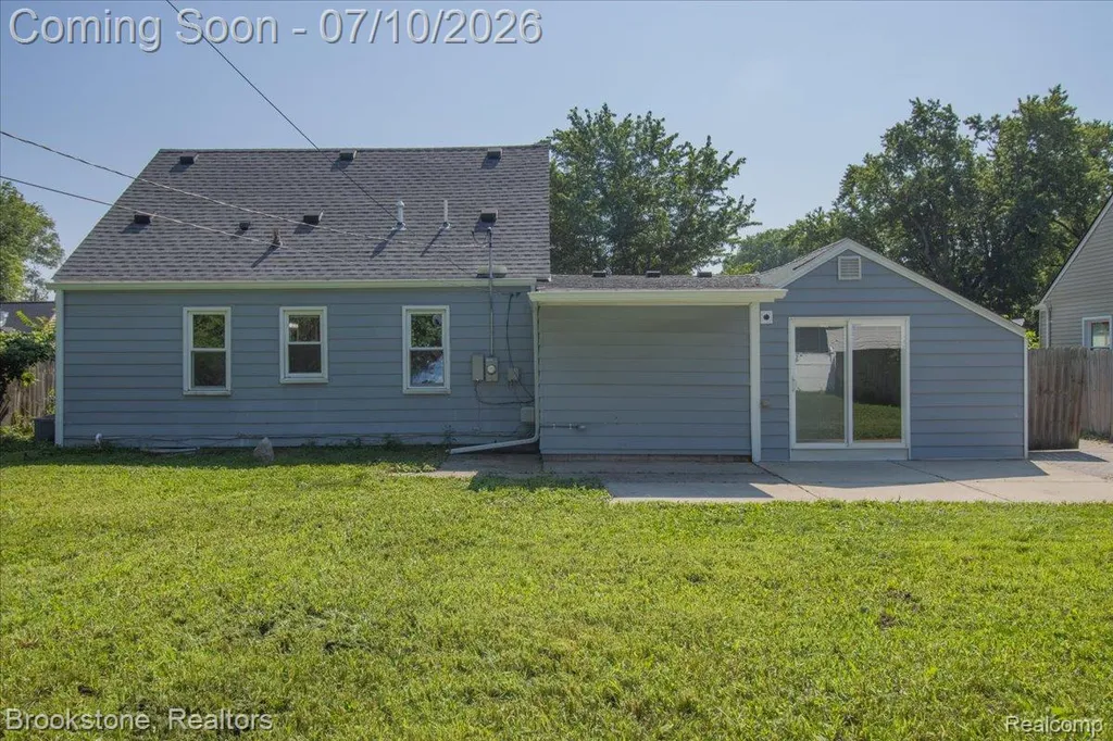 21905 Tulane Avenue Farmington Hills City MI 48336