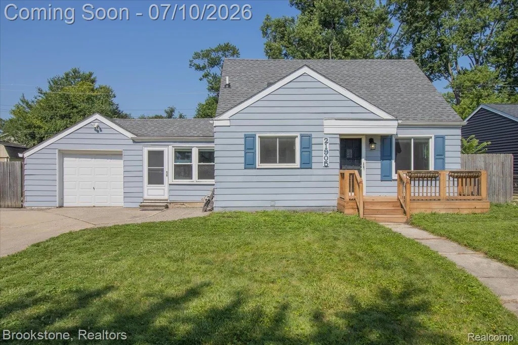 21905 Tulane Avenue Farmington Hills City MI 48336