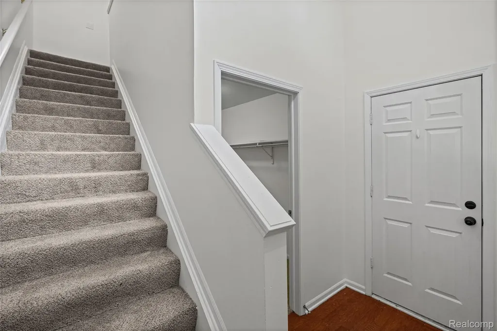 4163 Hampton Ridge Boulevard Genoa Township MI 48843