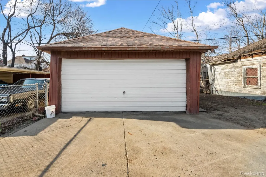 3230 Leslie Street Detroit City MI 48238
