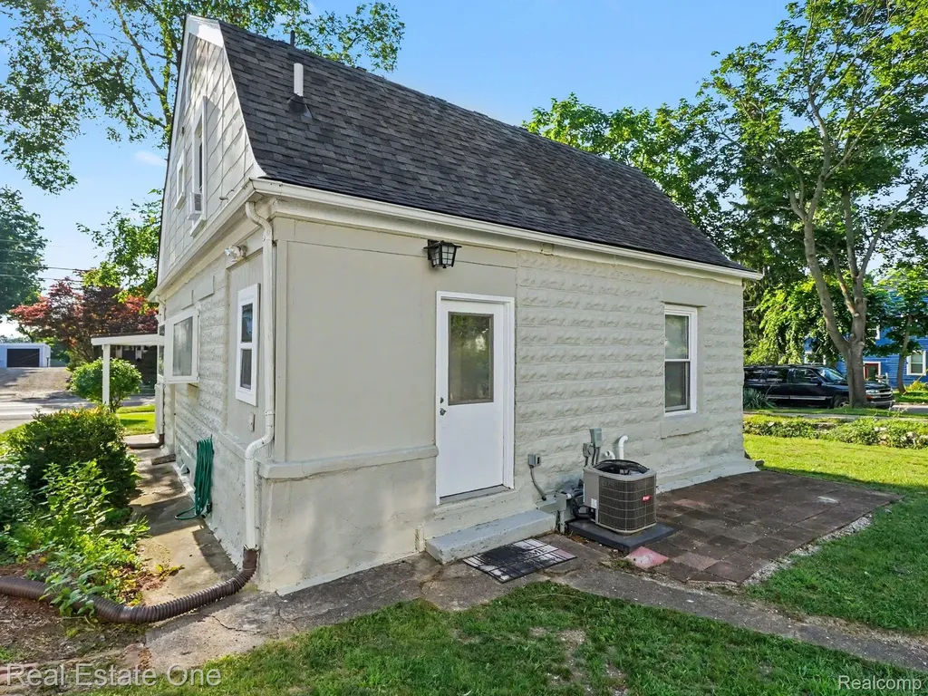 203 N 7th Street Ann Arbor City MI 48103